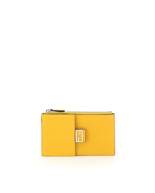 fendi flat baguette