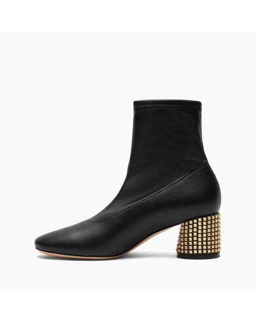 Goldmember Ankle Boot di Casadei in Black