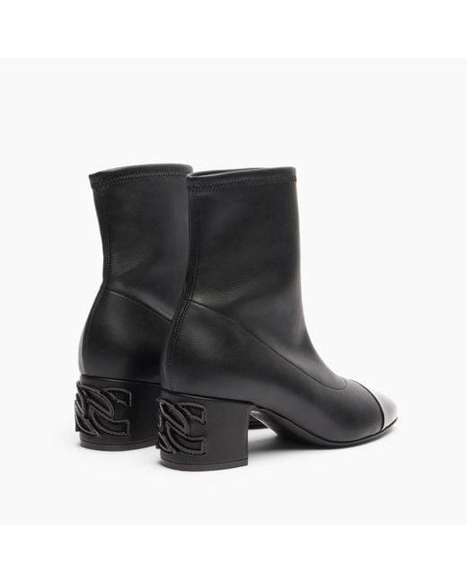 Nuova Mun Ankle Boot di Casadei in Black