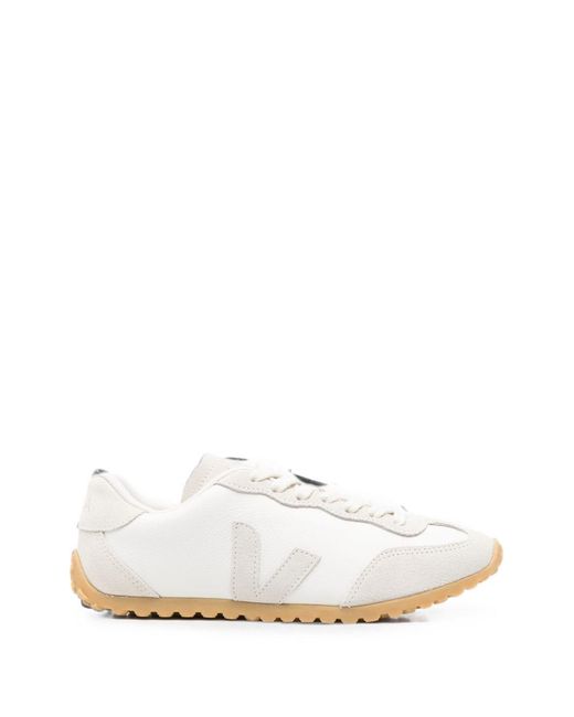 Sneaker Stringate Con Patch Logo Gt di Veja in White