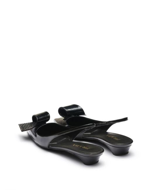 25mm appliqué-detail leather pumps di Prada in Black