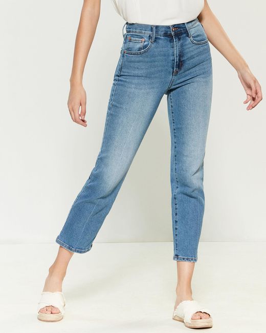 Jessica Simpson Denim Infinite High-waist Stovepipe Crop Jeans in Blue ...