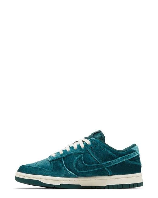 Nike Green Dunk Low Velvet Lace-Up Sneakers for men