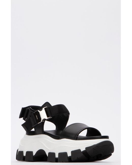 pegasus sandals
