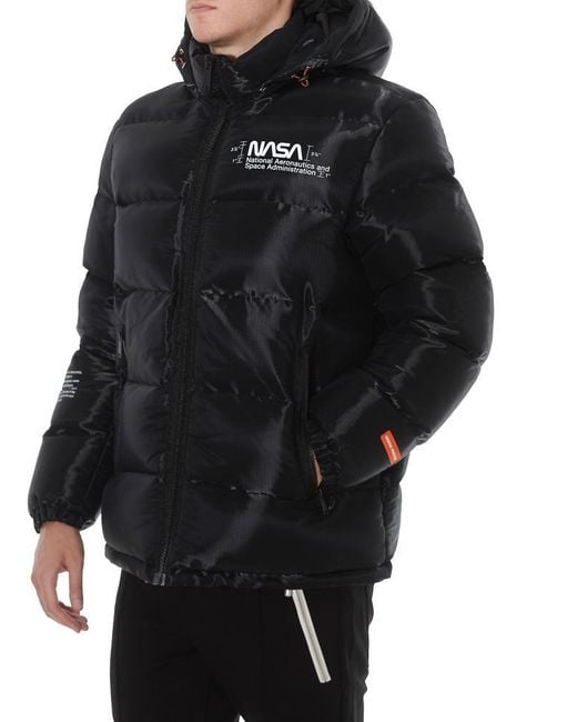 Heron Preston Hooded Nasa Puffer Jacket in Black for Men Heron Preston Hooded Nasa Puffer Jacket in Black for Men