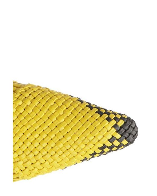 BANANA【JACQUEMUS】Yellow Le Cubisto Slingbacks JACQUEMUS Cubisto Banane leather slingback pumps | NET-A-PORTER