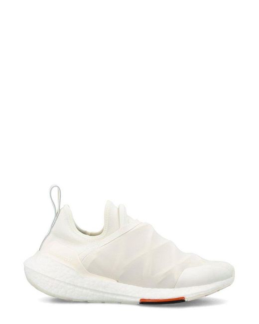 Y-3 Ultraboost 22 Slip-on Sneakers in White | Lyst