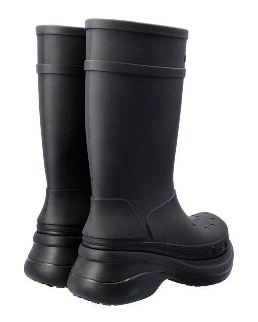 Balenciaga X Crocs Logo Debossed Boots in Black for Men | Lyst
