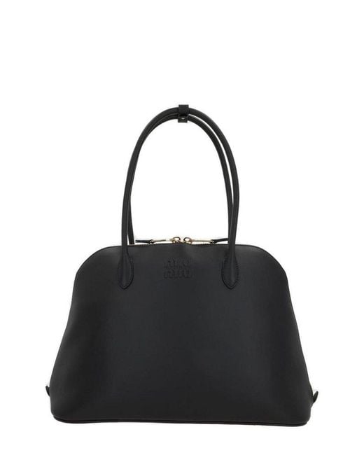 ブランド通販サイトをすべて Miu Miu Logo-Embossed Zipped Shoulder Bag in Black | Lyst バッグ