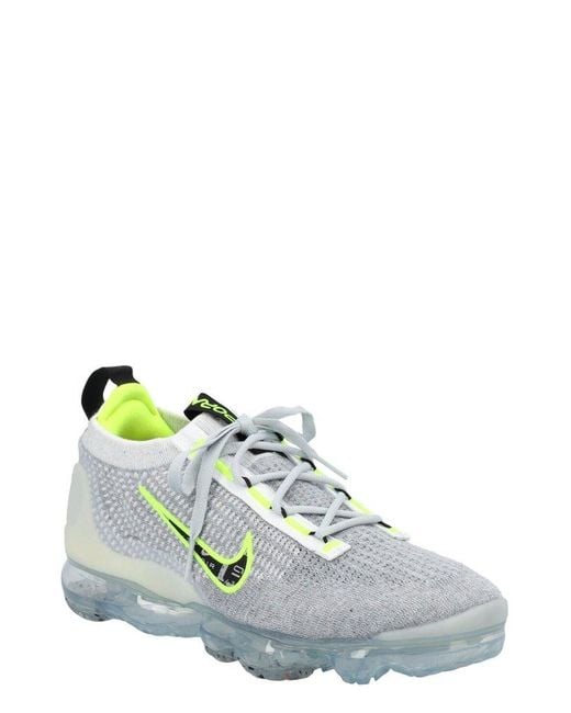 Nike Rubber Air Vapormax 2021 Flyknit Lace-up Sneakers in Grey (Grey) for  Men - Save 10% | Lyst Australia