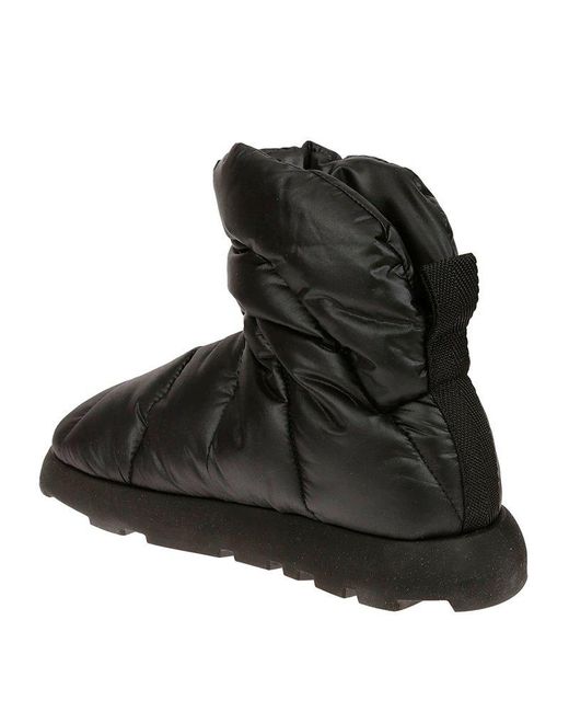 PIUMESTUDIO Black Quilted Ankle Boots