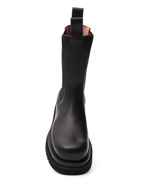 Bottega Leather Lug Combat Rubberised Chelsea Boots in Nero