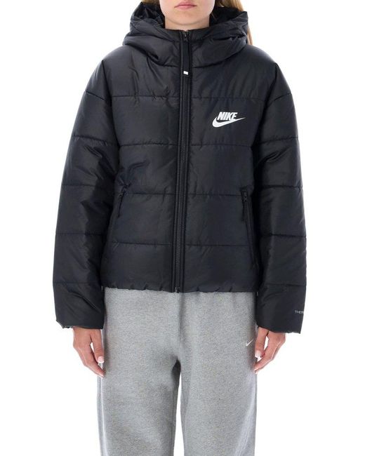 Nike Synthetic Logo Printed Zipped Hooded Quilted Jacket in Black | Lyst  Australia