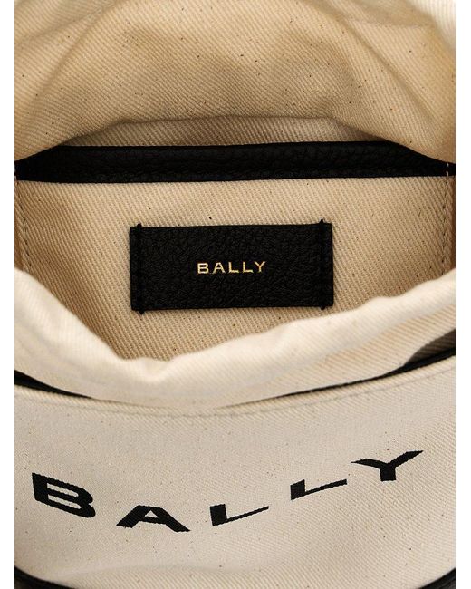 Bally Natural Bucket Bag "bar"
