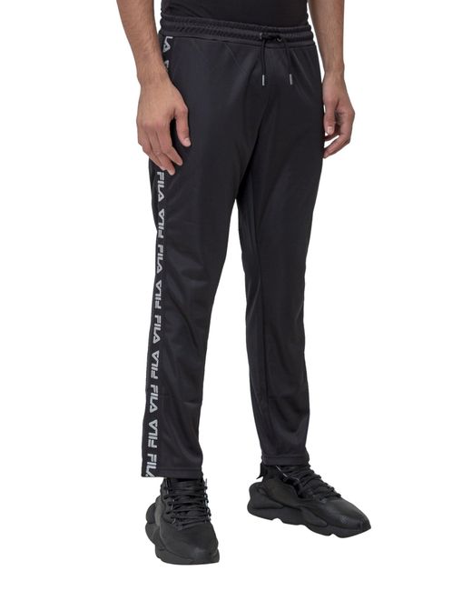 black fila sweatpants