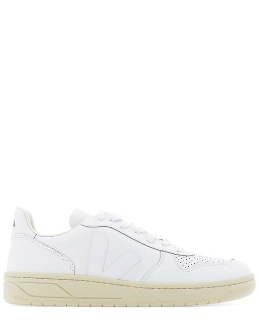 vejas all white
