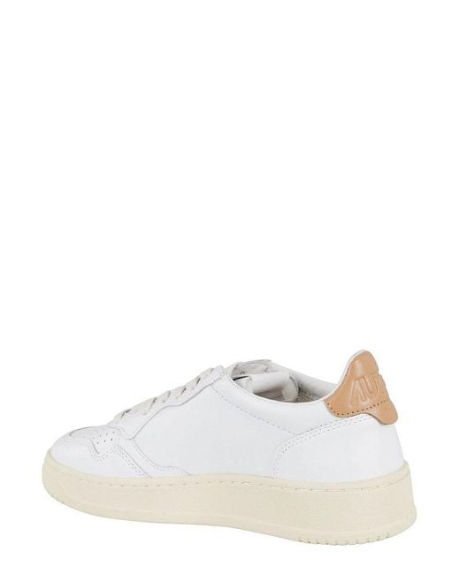 Autry White Medalist Low-Top Sneakers