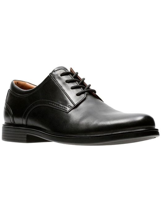 clarks oxford