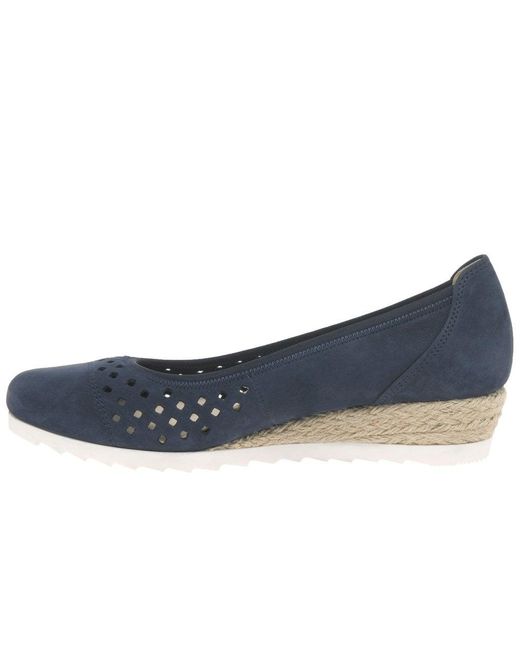 Pigment vene sennep Gabor Cotton Evelyn Womens Low Wedge Heel Shoes in Blue Nubuck (Blue) - Lyst