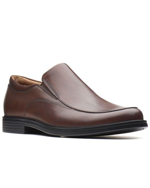 Clarks Brown Un Aldric Walk Wide Fit Mens Slip On Shoes for men