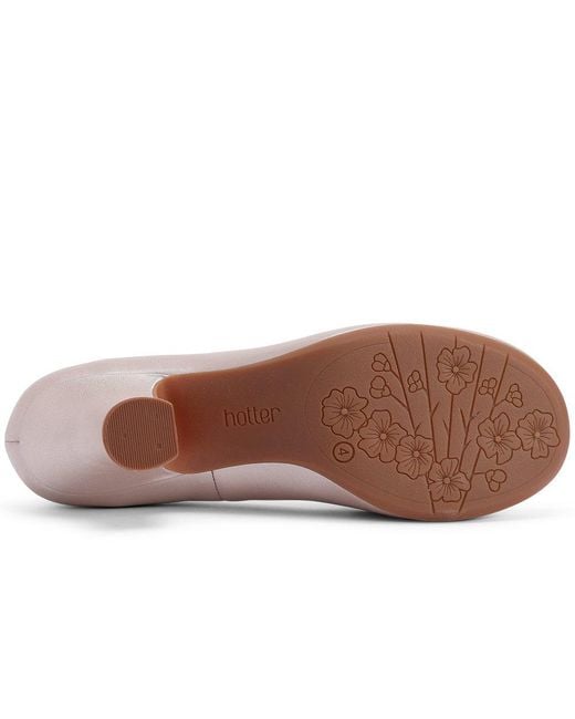 Hotter White Donna Wide Fit Court Shoes