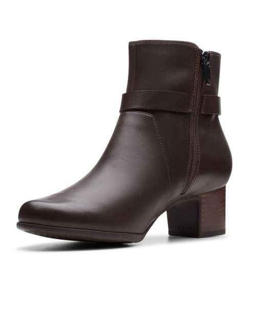 Clarks Un Damson Mid Womens Wide Fit Ankle Boots in Brown | Lyst Canada
