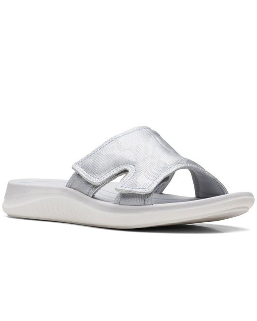 Clarks White Glide Bay 2 Sandals Size: 3