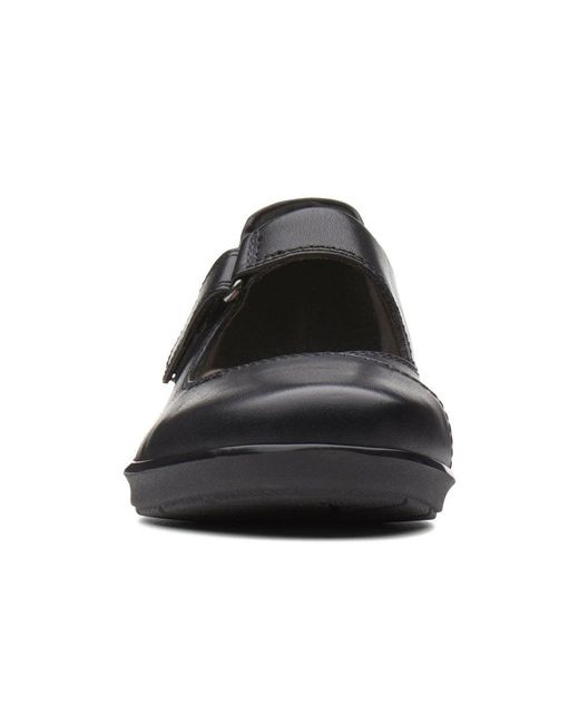 Bourgeon rueda Rascacielos Clarks Hope Henley Wide Fit Casual Shoes in Black | Lyst Canada