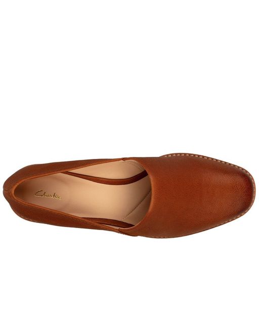 Brown Clarks Leather Pure Easy in Tan Womens Flats and flat shoes Clarks Flats and flat shoes 