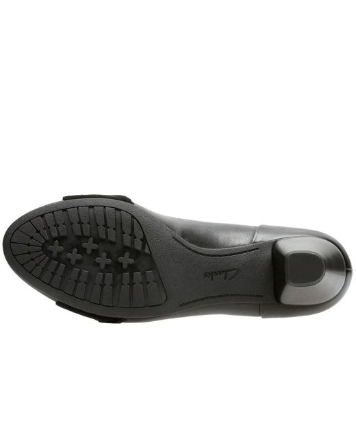 Clarks Leather Denny Louise Womens Wide Court Shoes in Black | Lyst UK