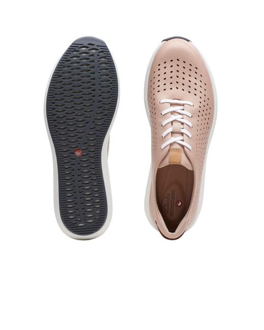 clarks women's sports shoes