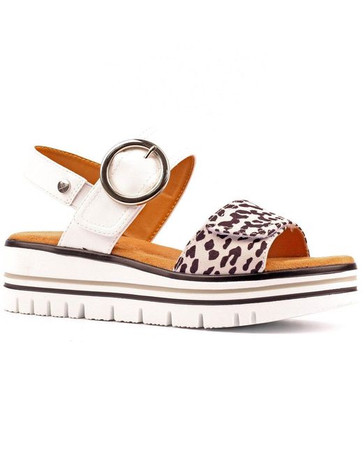 Lunar (GRS) White Ronda Sandals