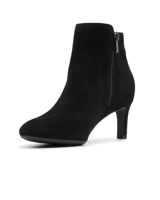 clarks calla blossom bootie