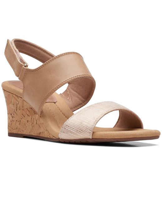 Clarks Brown Kyarra Faye Wedge Sandals Size: 3