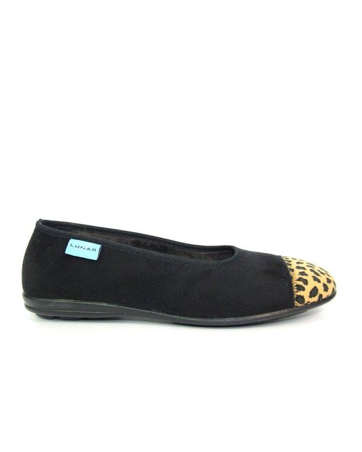 Lunar slippers size 4 hot sale