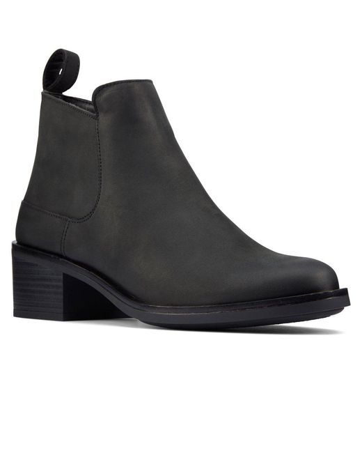 Clarks Leather Memi Zip Wide Fit Chukka Boots in Black | Lyst Canada