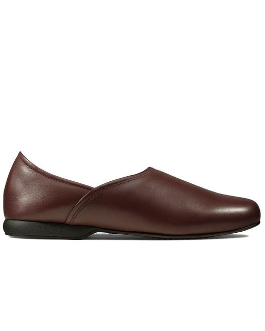 clarks leather slippers