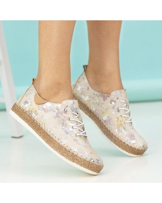 Lunar (GRS) Natural Iva Plimsoll Trainers