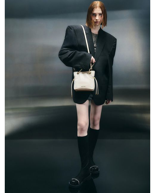 Charles & Keith Natural Sac Bandoulière À Double Poignée Et Lanière Tressée Arya