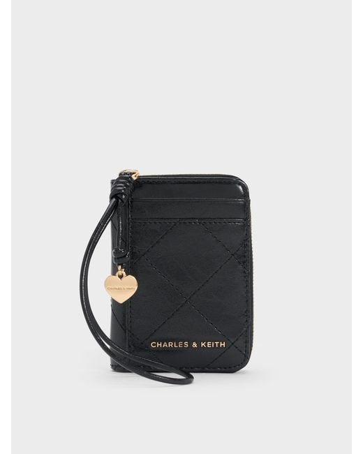 Charles & Keith Black Apfra Quilted Wristlet