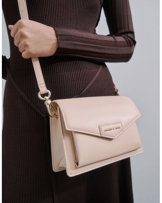 envelope crossbody bag