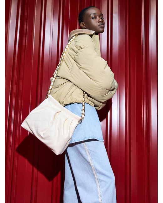 CHARLES&KEITH Duo Double Chain Hobo Bag 【公式通販】 CHARLES&KEITH Duo Double Chain Hobo Bag 【公式通販】