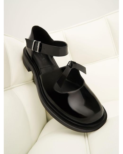 charles and keith black flats