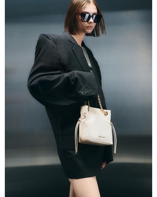 Charles & Keith Natural Sac Bandoulière À Double Poignée Et Lanière Tressée Arya