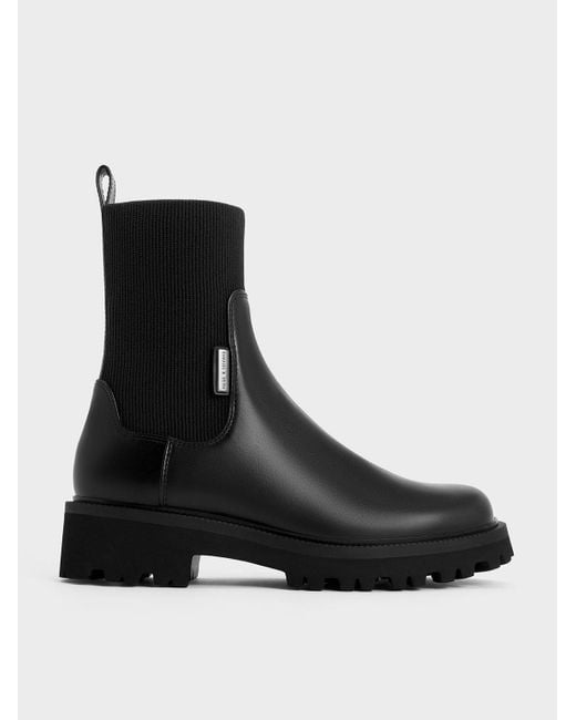 Charles & Keith Black Remy Ridge-sole Chelsea Boots