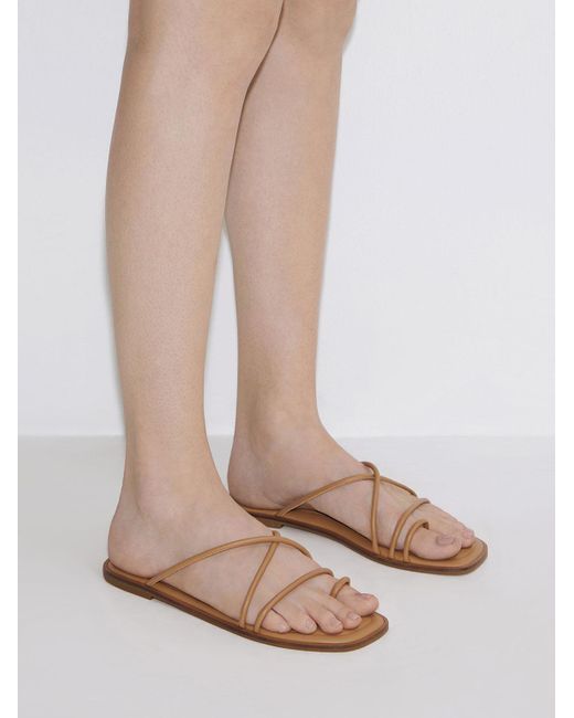 Strappy toe shop ring sandals