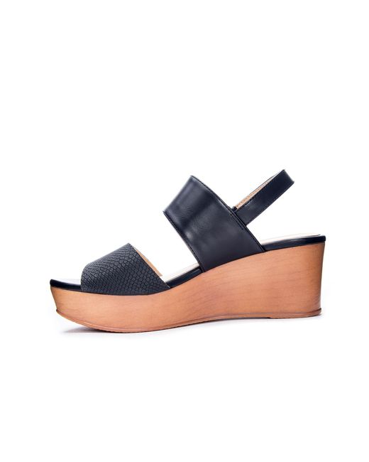 cl by laundry wedge sandal