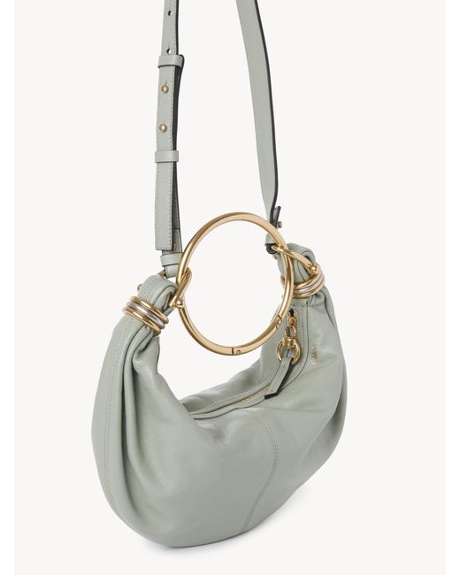 Chloé Metallic Kleine Bracelet Hobo Bag aus genarbtem Leder