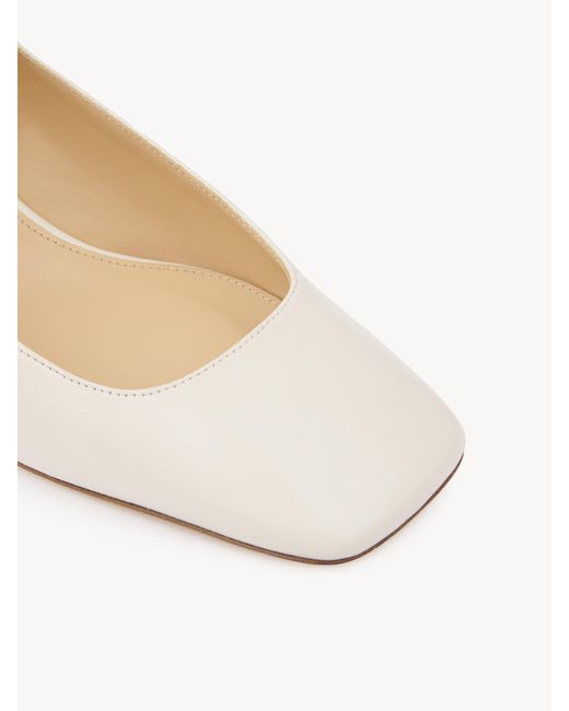Chloé Charmsパンプス 婦人向け ベージュ サイズ 牛革（カーフ） 100 White