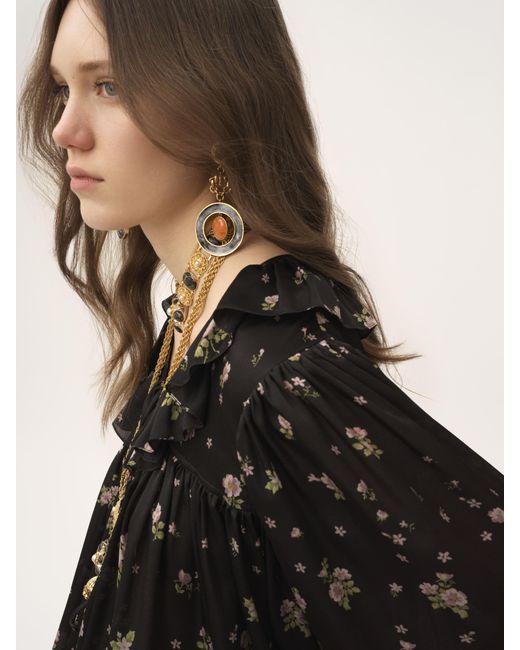 Top large à volants en charmeuse de soie Chloé en coloris Black